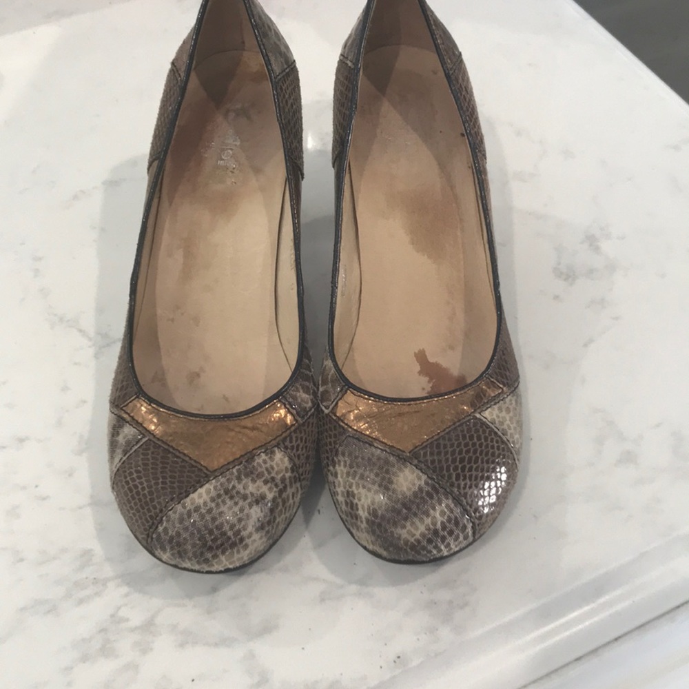 Shoes that easily match any Alpert and comfortable
